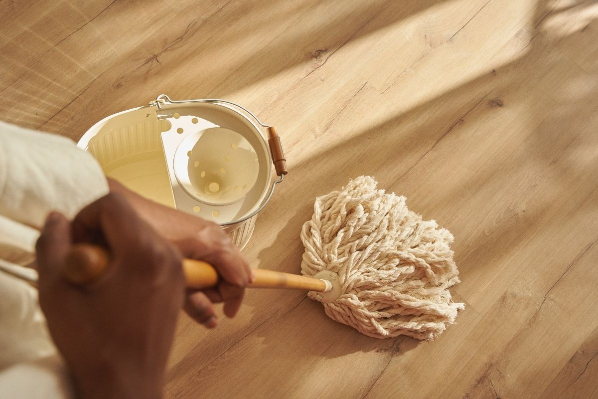 Mẹo Chăm Sóc Và Bảo Quản Sàn Gỗ Tại Nhà