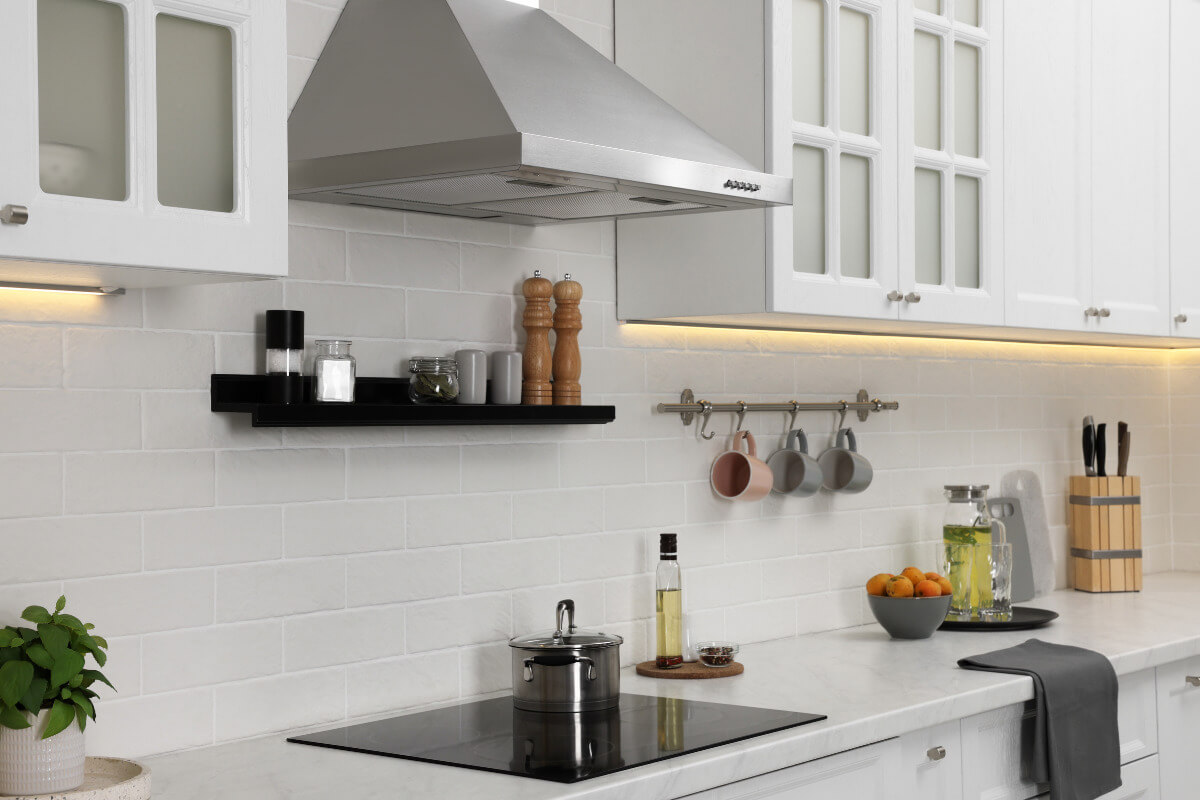 Hộ gia đình có hệ thống hút khói, hút mùi phức hợp
